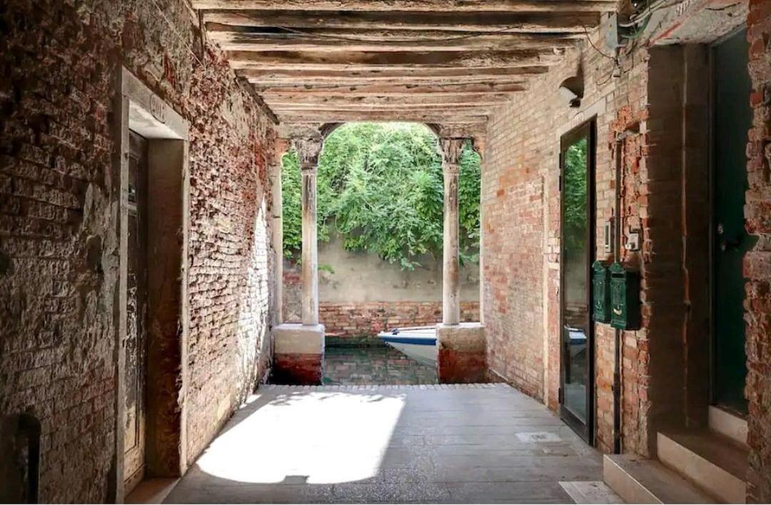Pergola Apartment - Beautiful And Cozy Space On The Water Venice Exterior photo